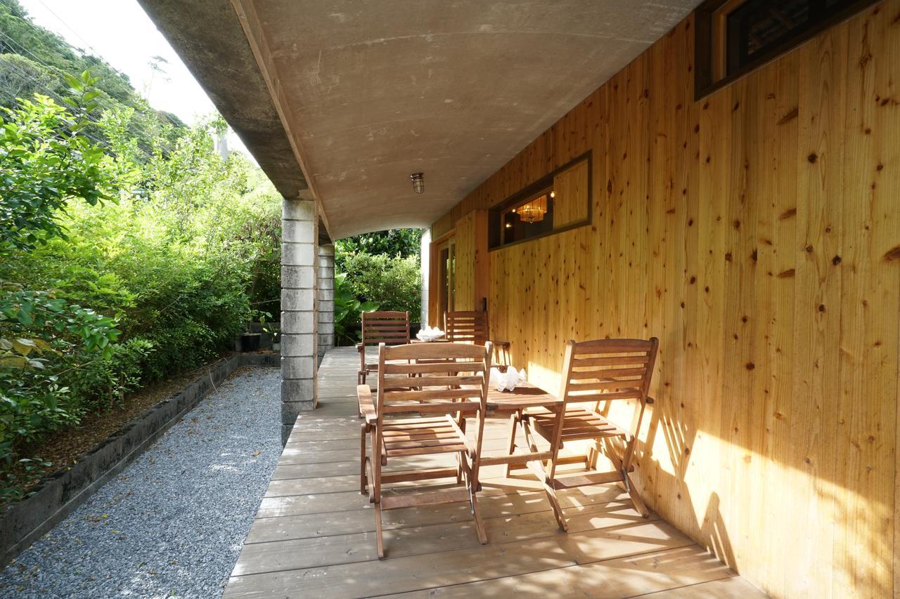 Suite Villa Mok Ogimi Exterior photo